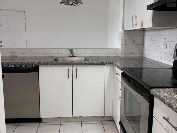 Unit 303, Hialeah, FL 33015