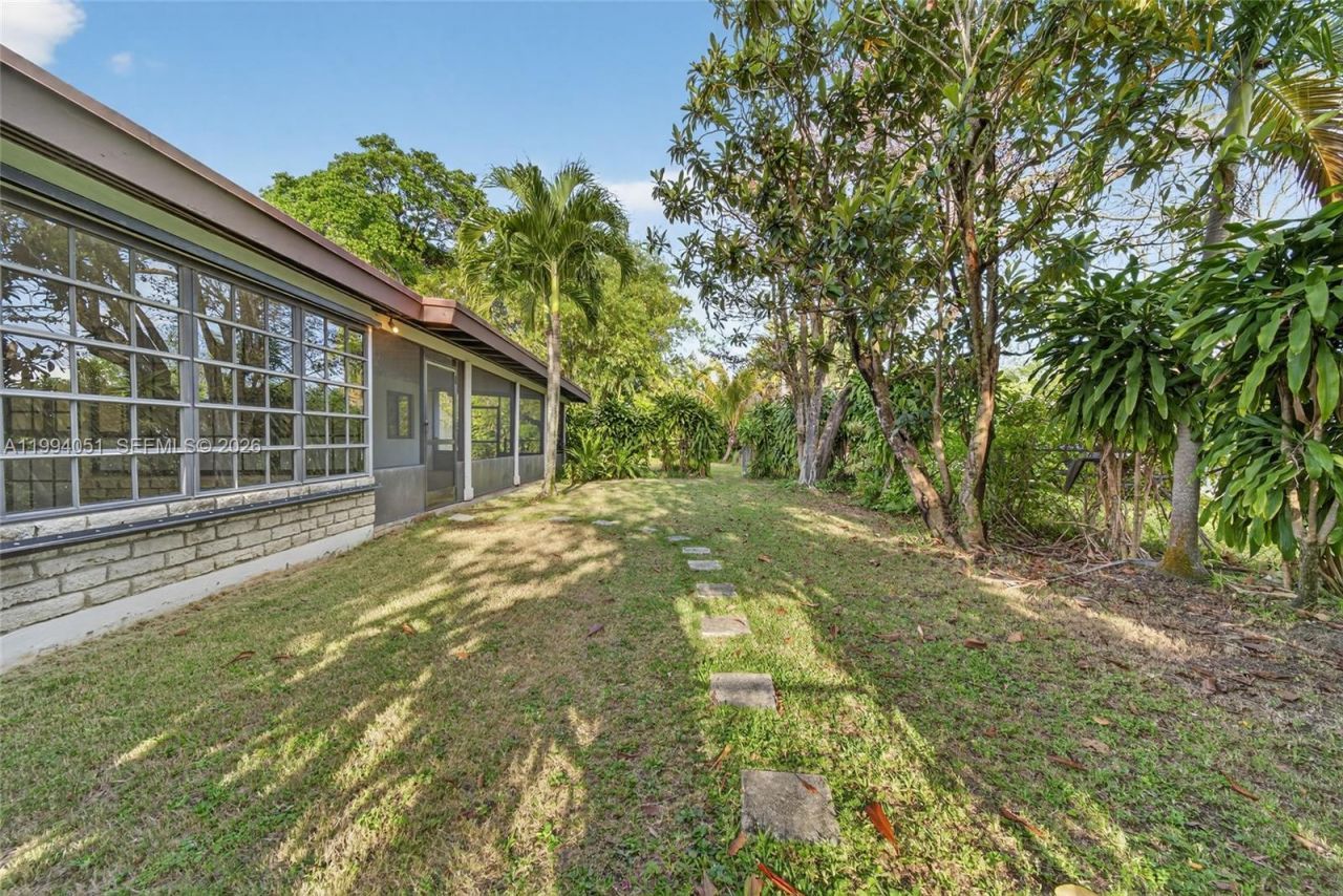 3255 SW 60th Ave , Miami, FL 33155 Photo