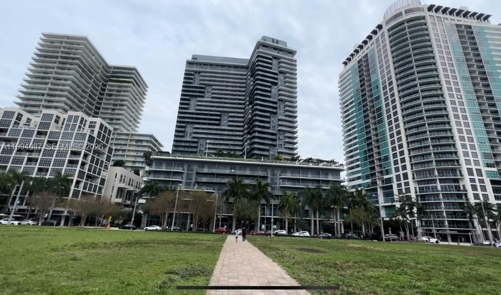 121 NE 34th St, Unit 807, Miami, FL 33137 Photo