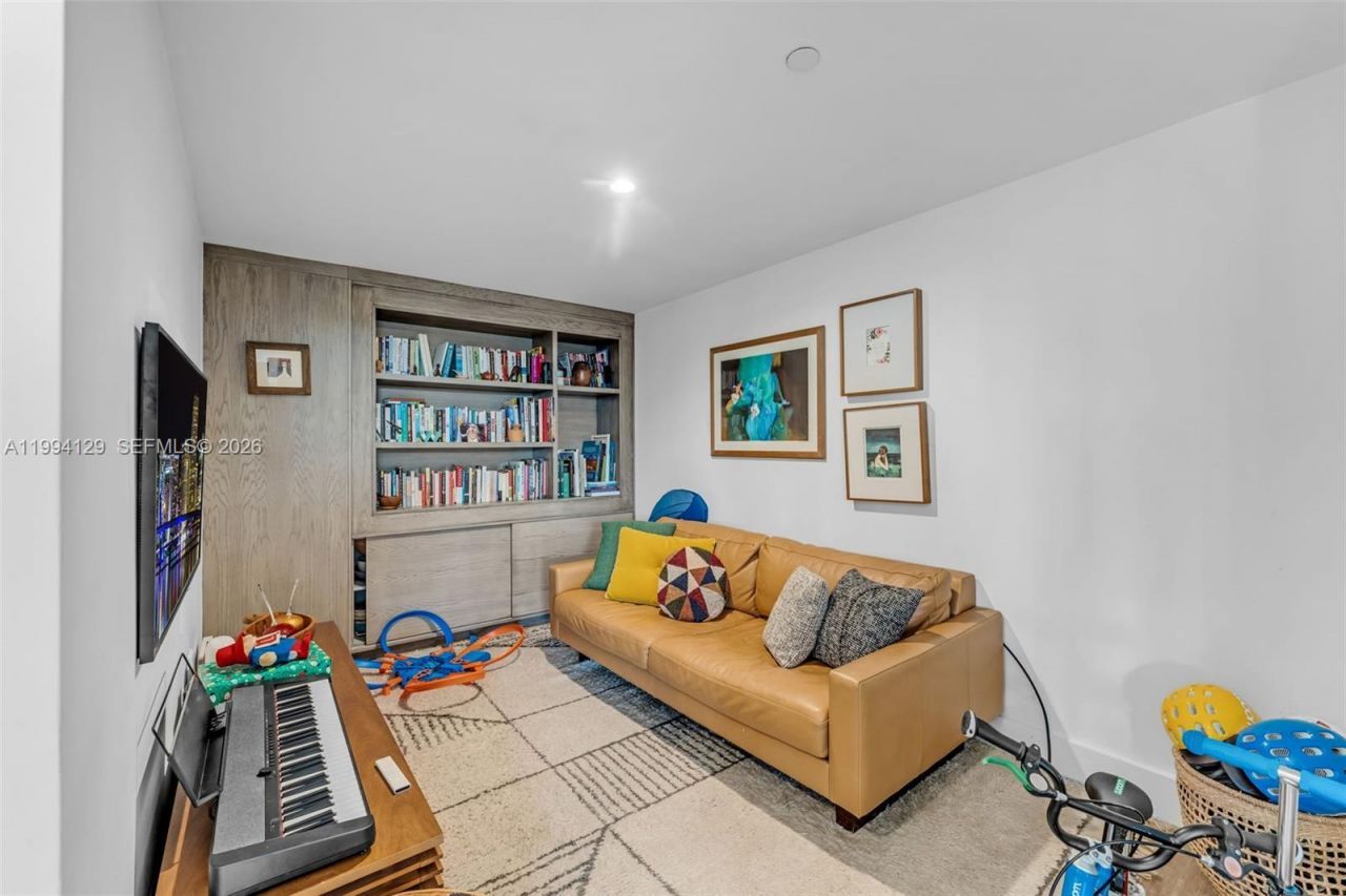 151 Crandon Blvd, Unit 345, Key Biscayne, FL 33149 Photo
