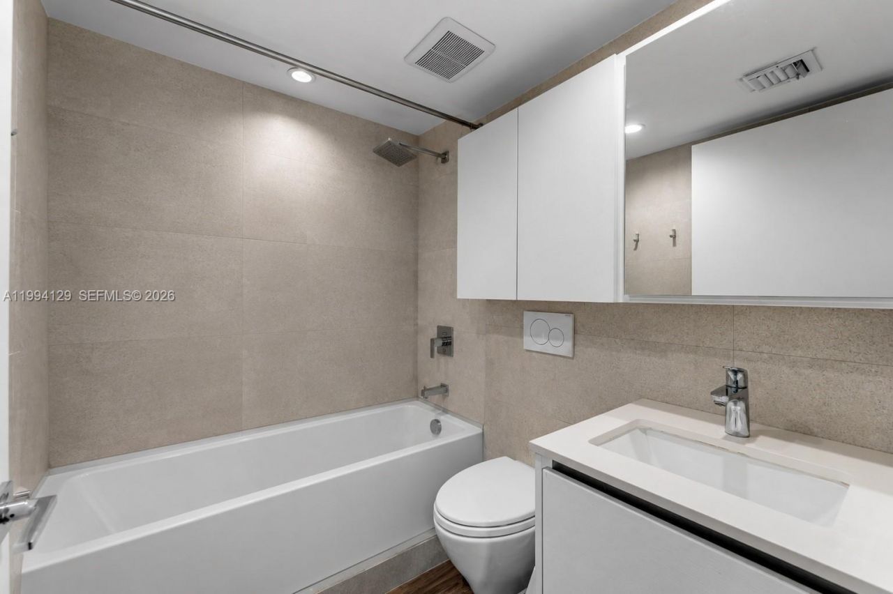 151 Crandon Blvd, Unit 345, Key Biscayne, FL 33149 Photo