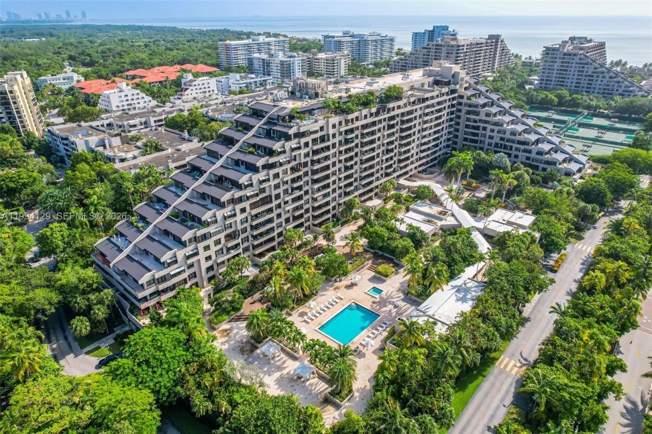 151 Crandon Blvd, Unit 345, Key Biscayne, FL 33149 Photo
