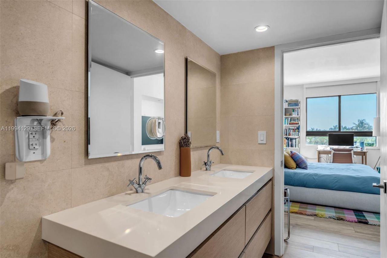 151 Crandon Blvd , Unit 345, Key Biscayne, FL 33149 Photo