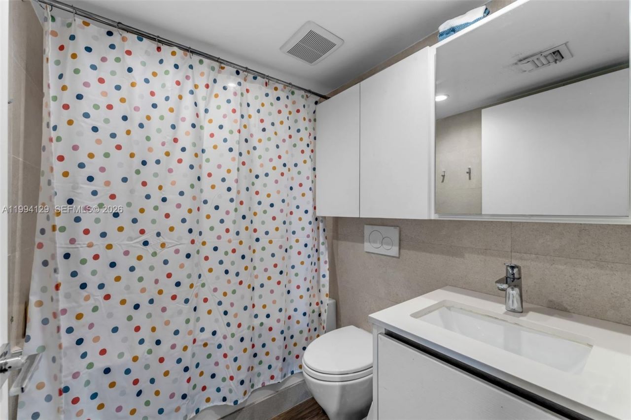 151 Crandon Blvd, Unit 345, Key Biscayne, FL 33149 Photo