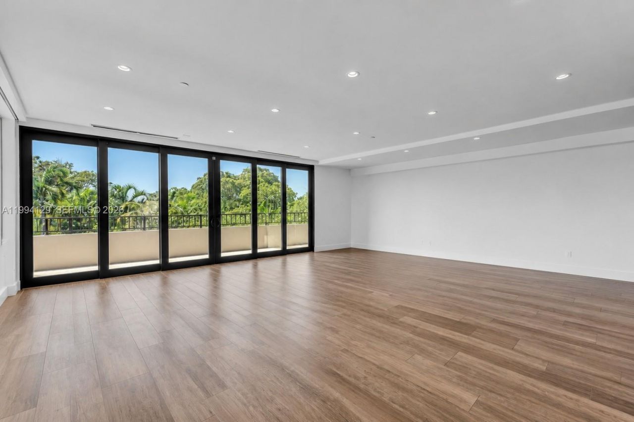 151 Crandon Blvd, Unit 345, Key Biscayne, FL 33149 Photo