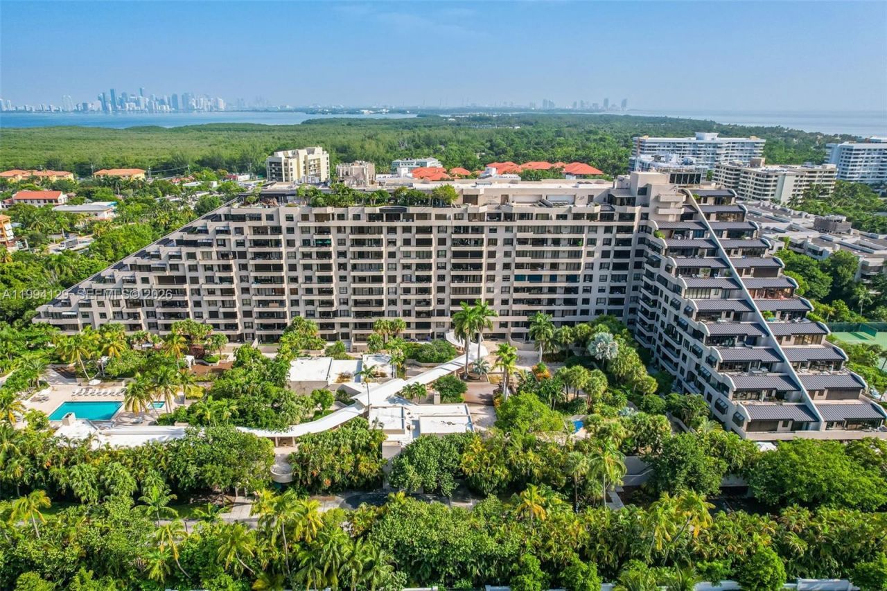 151 Crandon Blvd, Unit 345, Key Biscayne, FL 33149 Photo