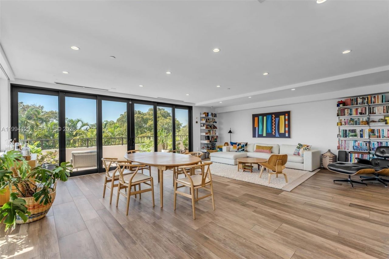 151 Crandon Blvd, Unit 345, Key Biscayne, FL 33149 Photo