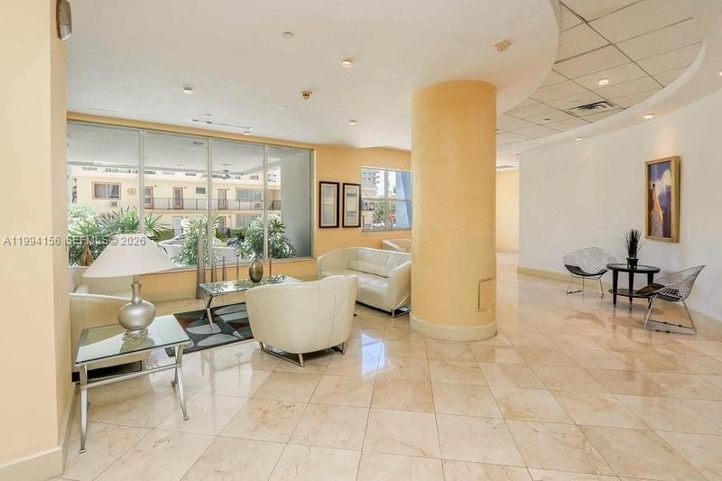 401 69th St , Unit 505, Miami Beach, FL 33141 Photo