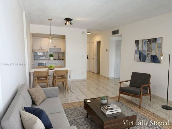 3640 NW 9th St, Unit 505, Miami, FL 33125