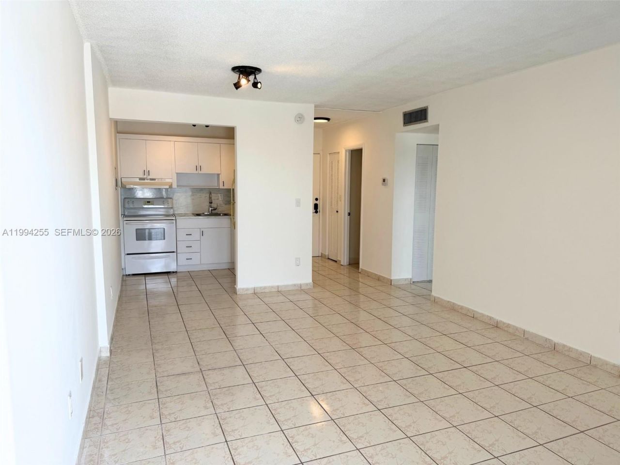3640 NW 9th St, Unit 505, Miami, FL 33125 Photo