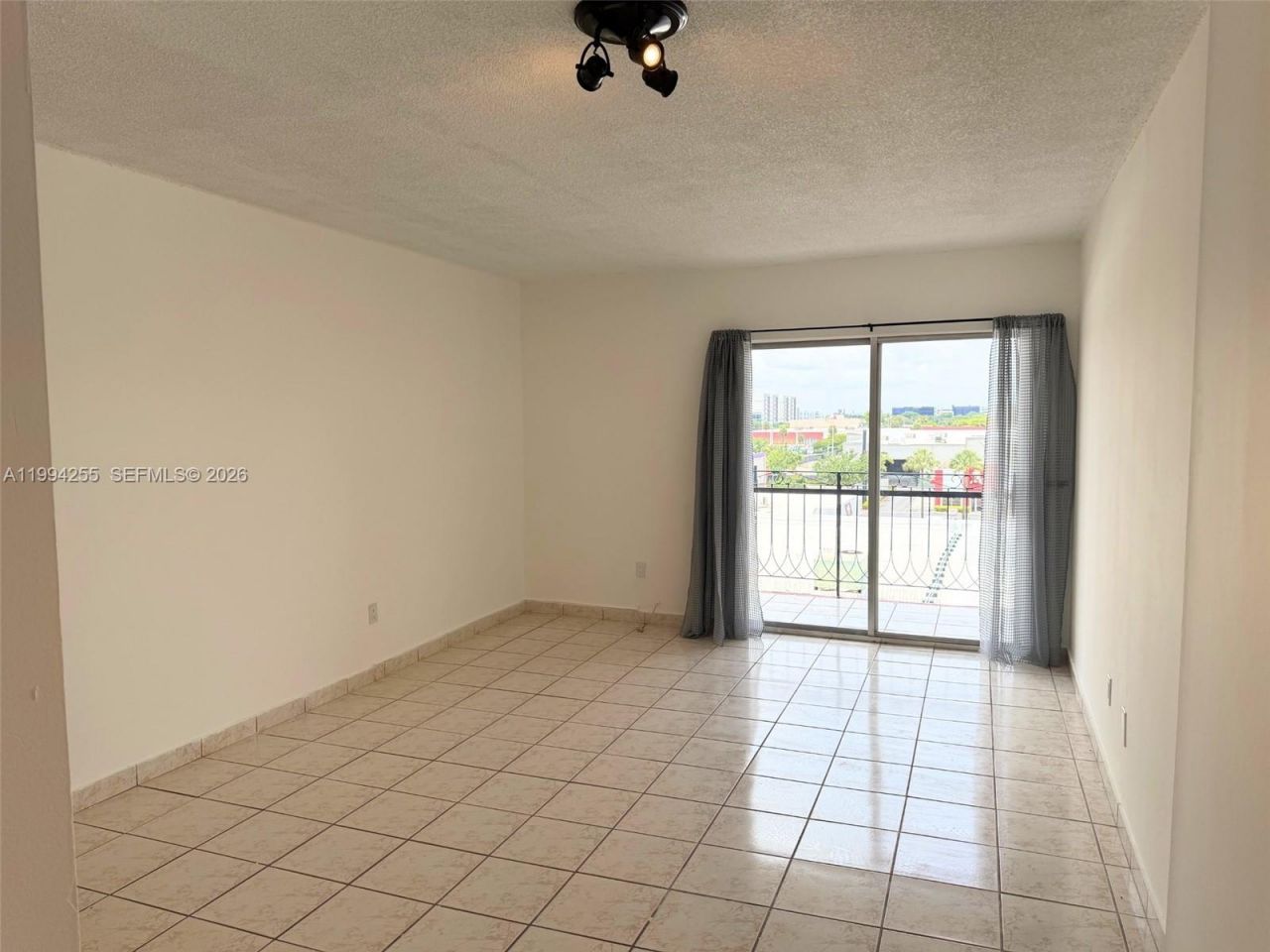 3640 NW 9th St, Unit 505, Miami, FL 33125 Photo