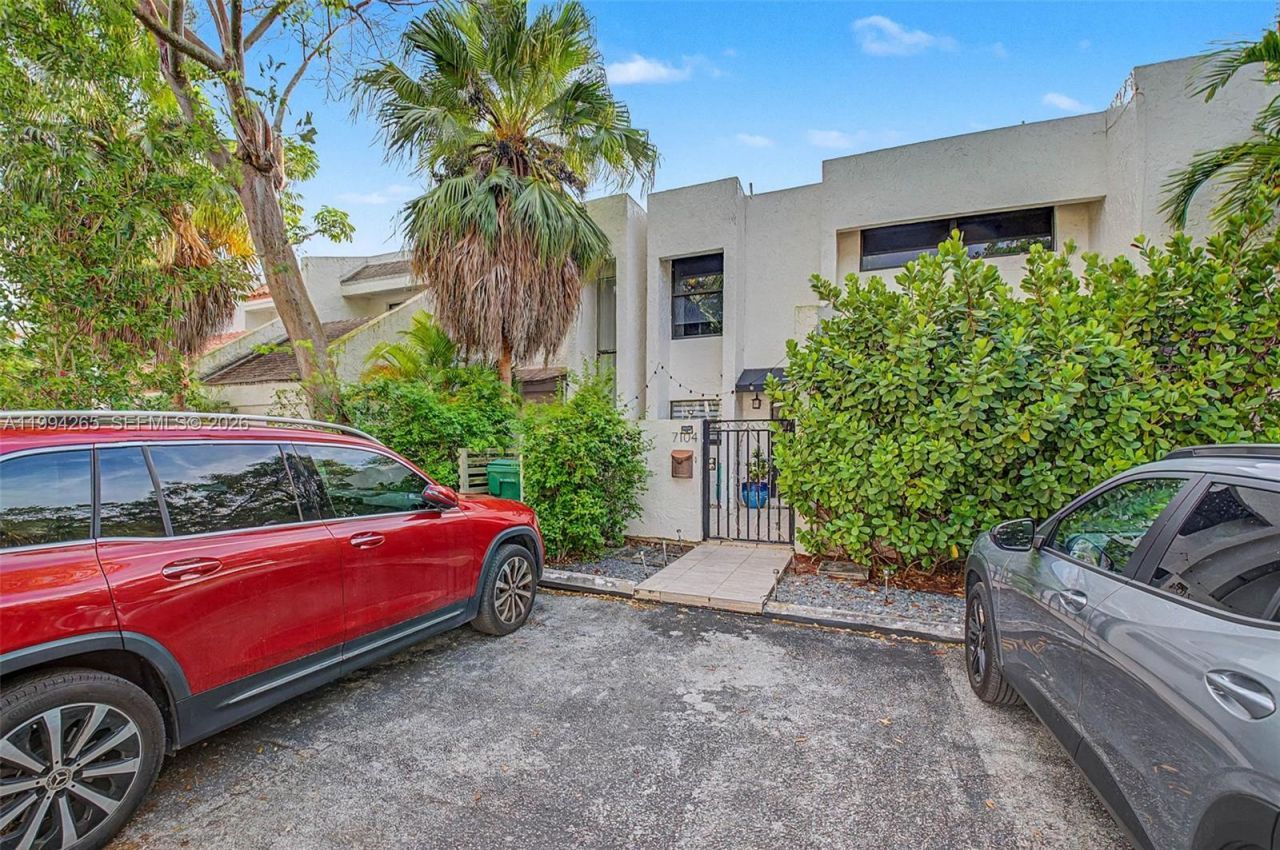 7104 SW 113th Ave, Miami, FL 33173 Photo