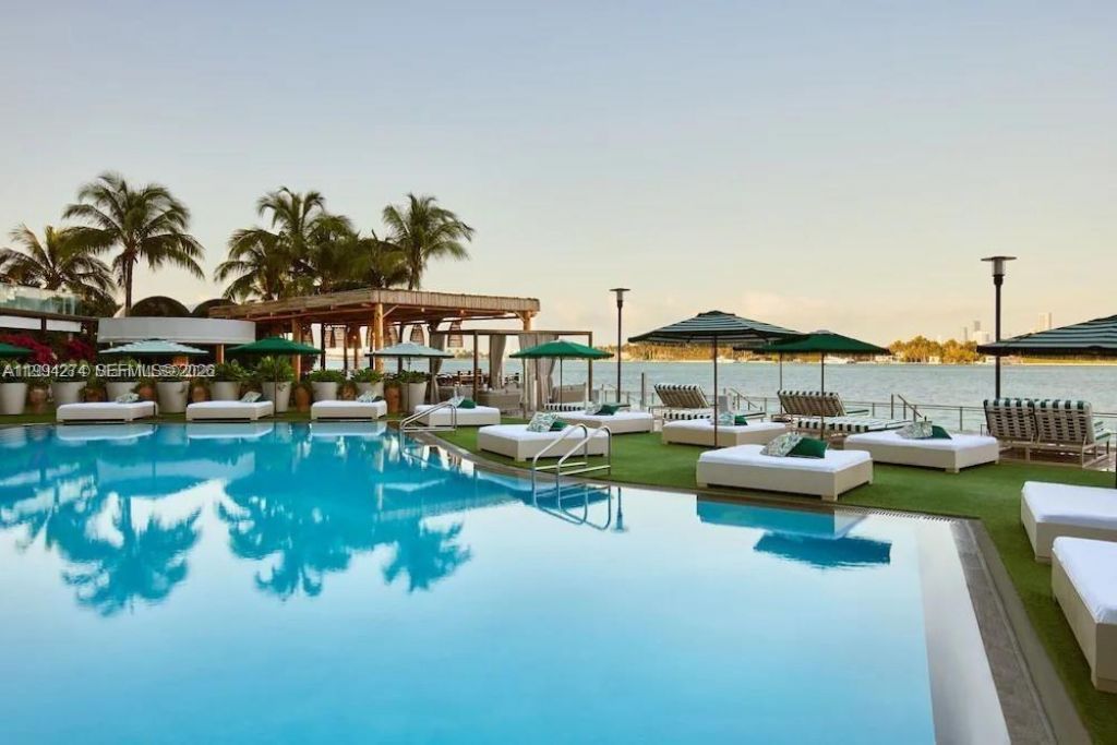 1100 West Ave , Unit 1020, Miami Beach, FL 33139 Photo