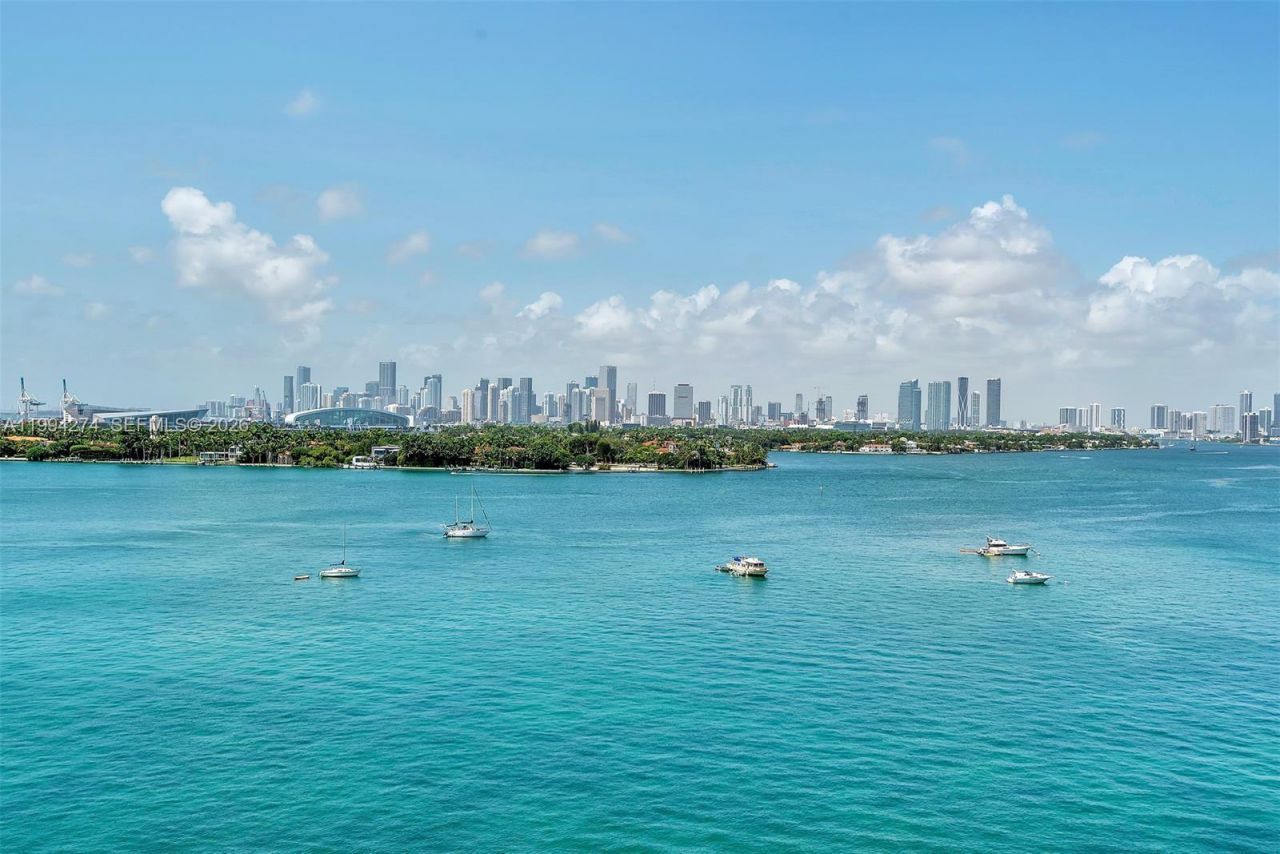 1100 West Ave , Unit 1020, Miami Beach, FL 33139 Photo