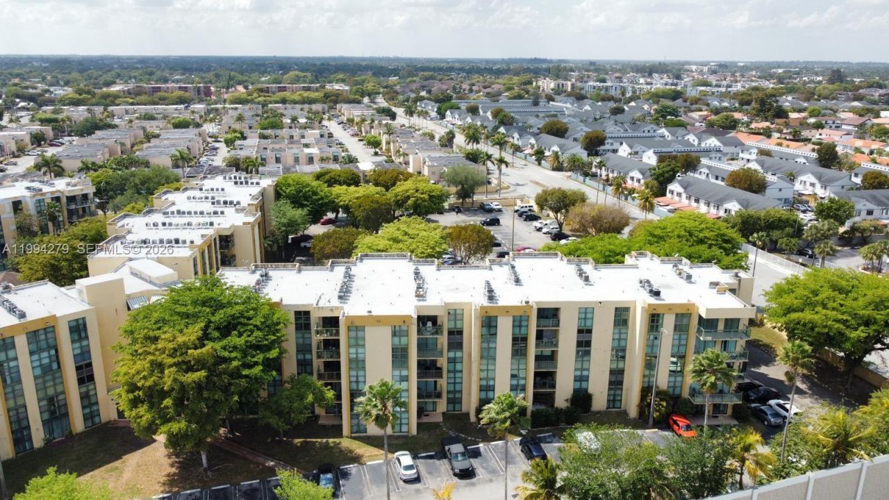 11750 SW 18th St , Unit 422-1, Miami, FL 33175 Photo