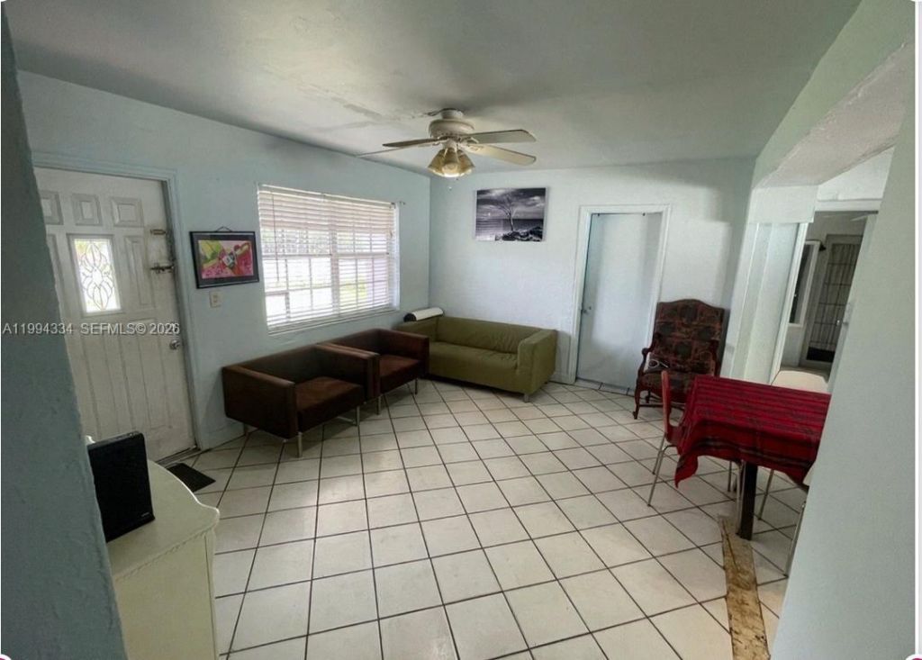 7191 SW 15th St, Miami, FL 33144 Photo