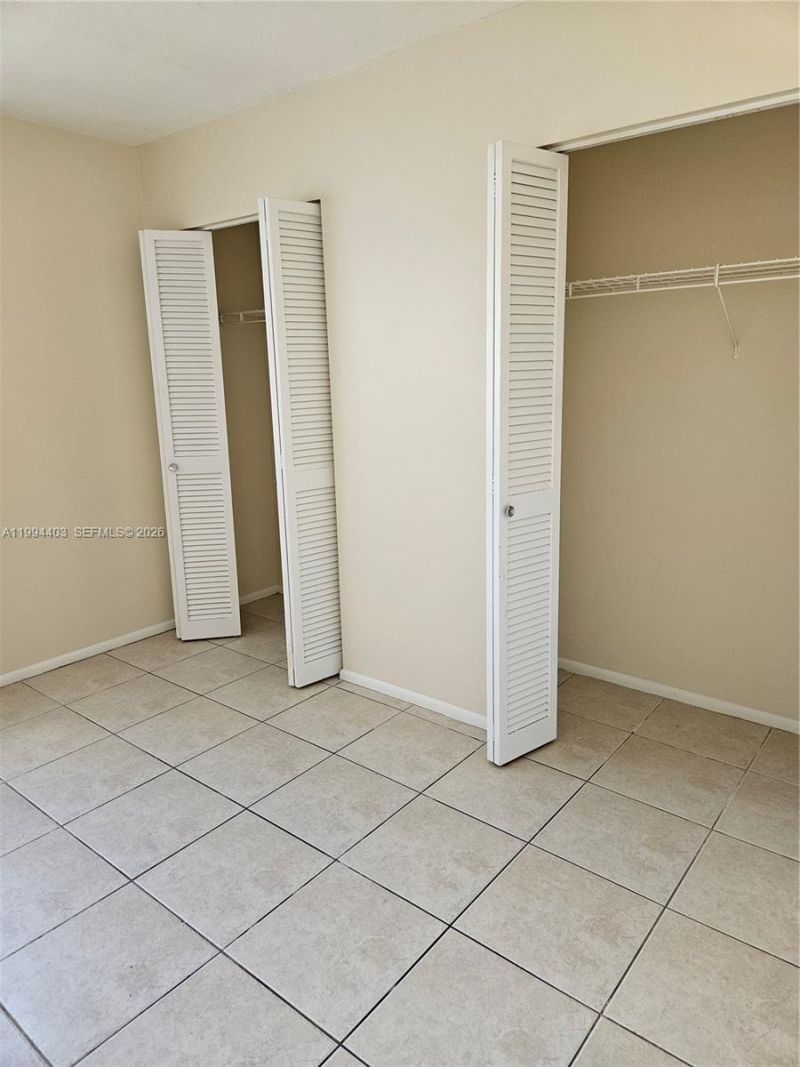 250 Layne Blvd , Unit 105, Hallandale Beach, FL 33009 Photo