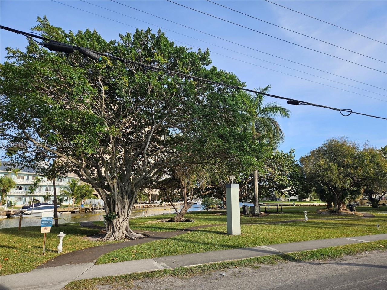 250 Layne Blvd , Unit 105, Hallandale Beach, FL 33009 Photo