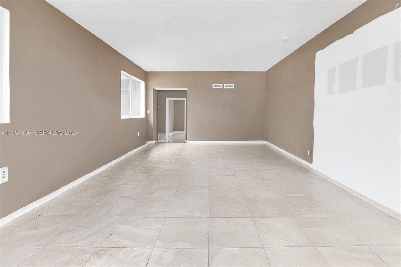 12901 NW Miami Ct , Miami, FL 33168 Photo