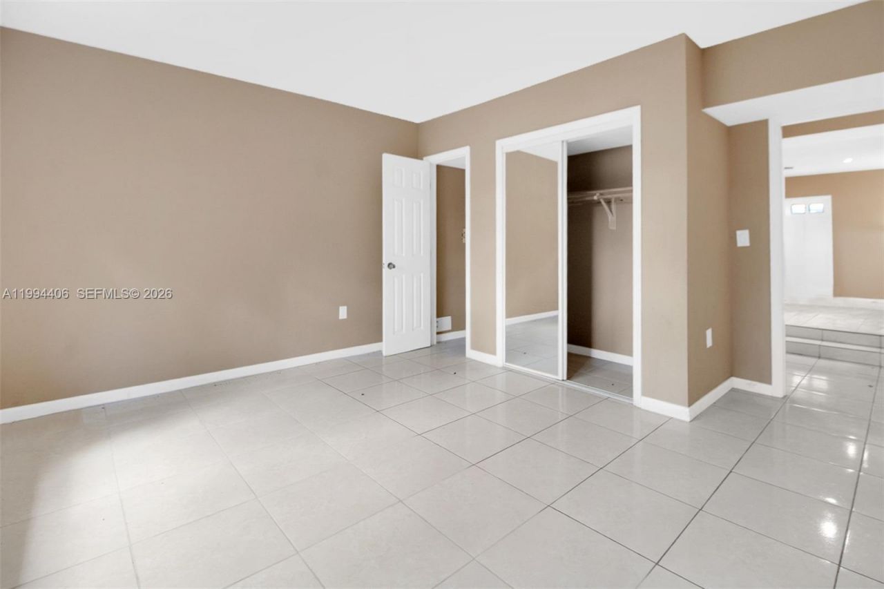 12901 NW Miami Ct, Miami, FL 33168 Photo