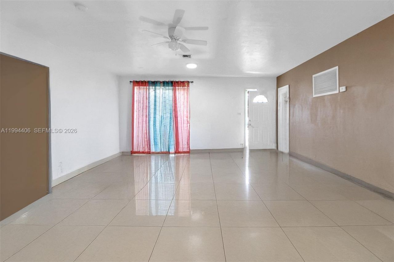 12901 NW Miami Ct , Miami, FL 33168 Photo