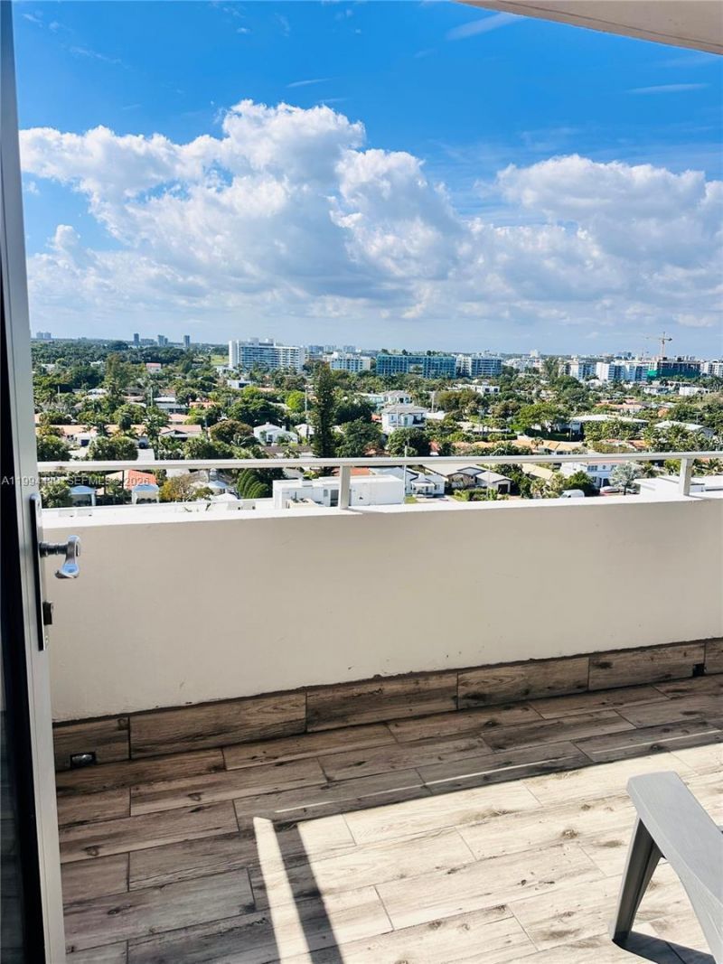 9225 Collins Ave , Unit 1111, Surfside, FL 33154 Photo