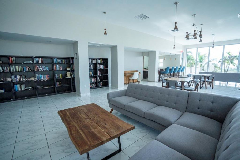 9225 Collins Ave, Unit 1111, Surfside, FL 33154 Photo