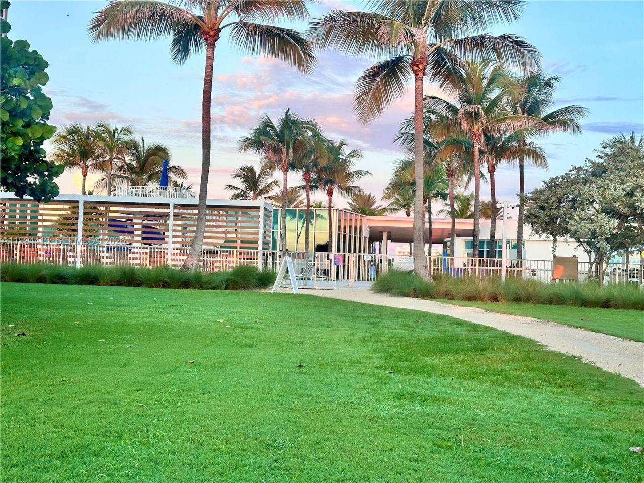 9225 Collins Ave , Unit 1111, Surfside, FL 33154 Photo