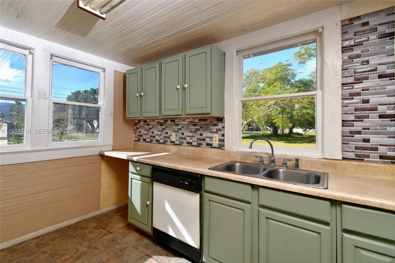 3381 Edgewood Ave. , Fort Myers, FL 33916 Photo