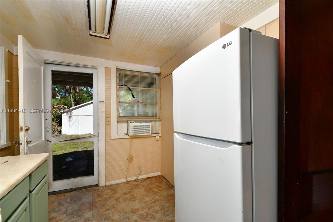 3381 Edgewood Ave. , Fort Myers, FL 33916 Photo