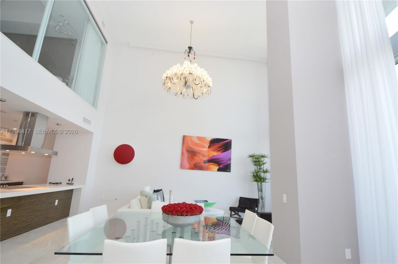 1100 Biscayne Blvd , Unit 6104, Miami, FL 33132 Photo