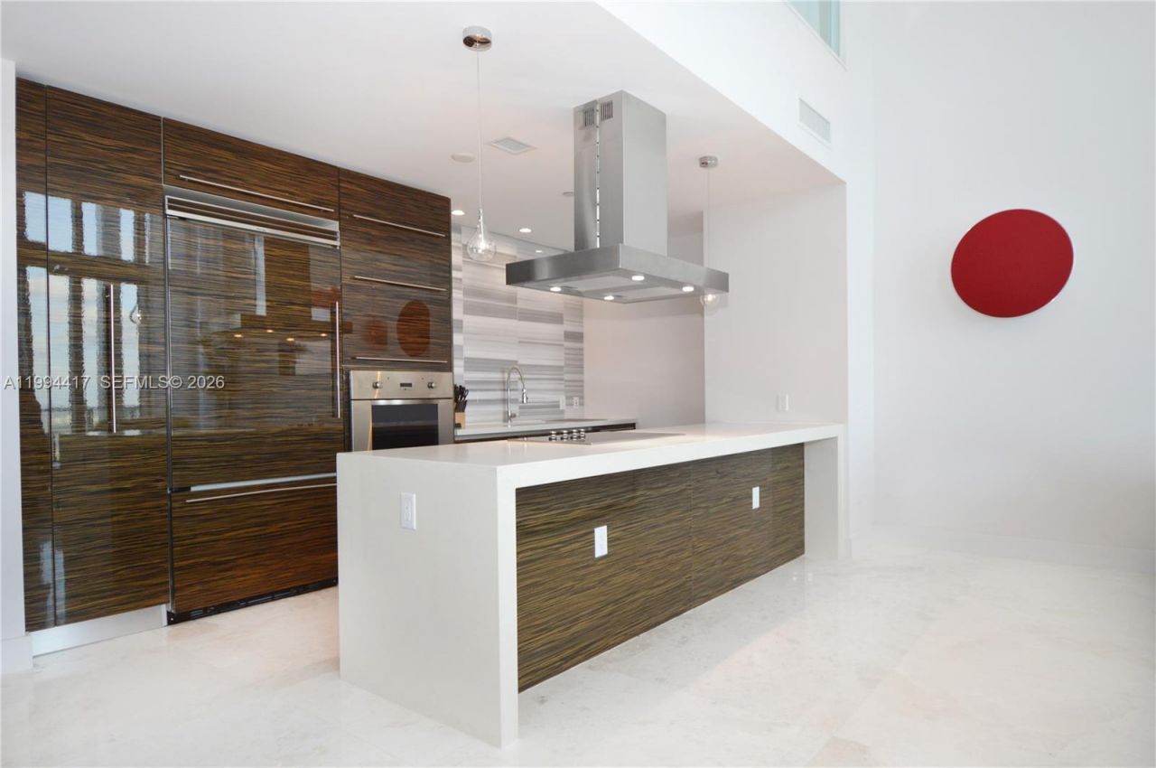 1100 Biscayne Blvd , Unit 6104, Miami, FL 33132 Photo