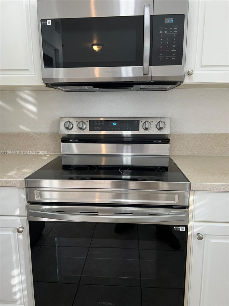 9363 SW 219th St , Cutler Bay, FL 33190 Photo