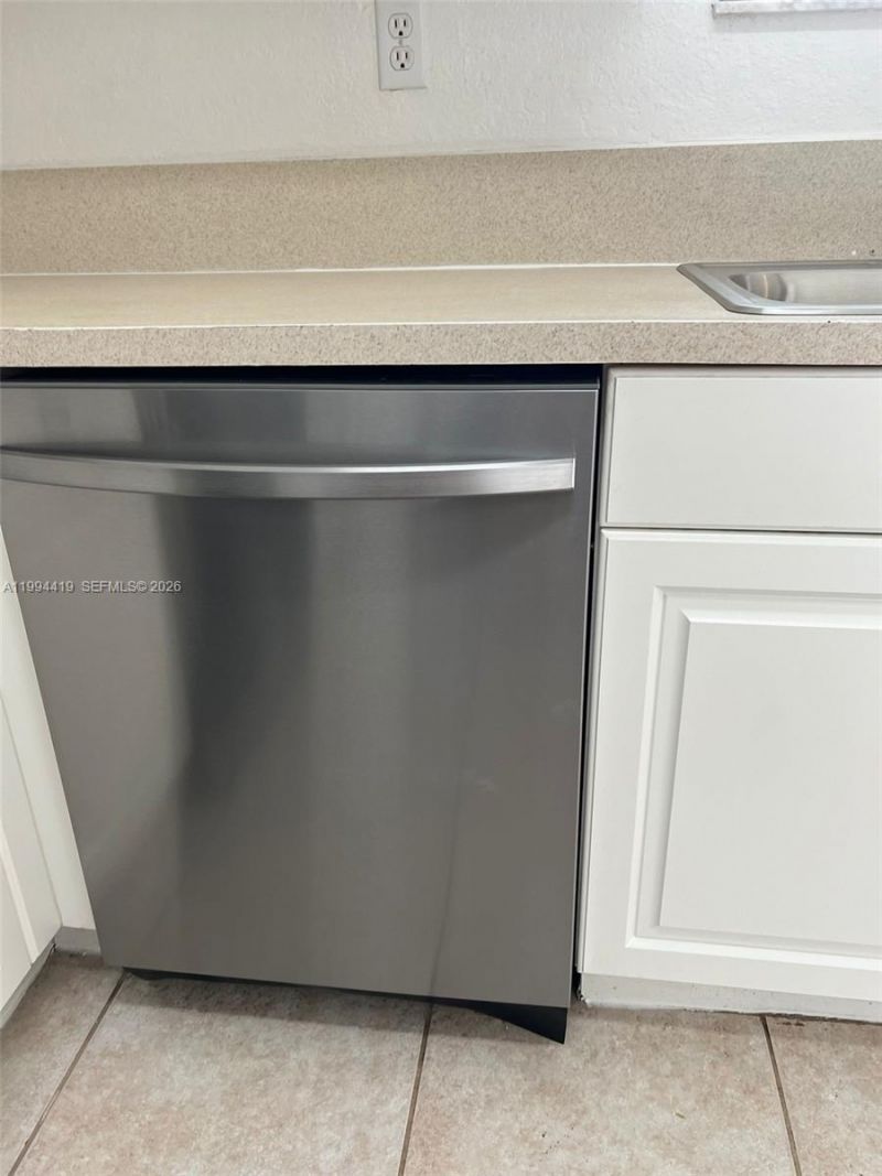 9363 SW 219th St , Cutler Bay, FL 33190 Photo