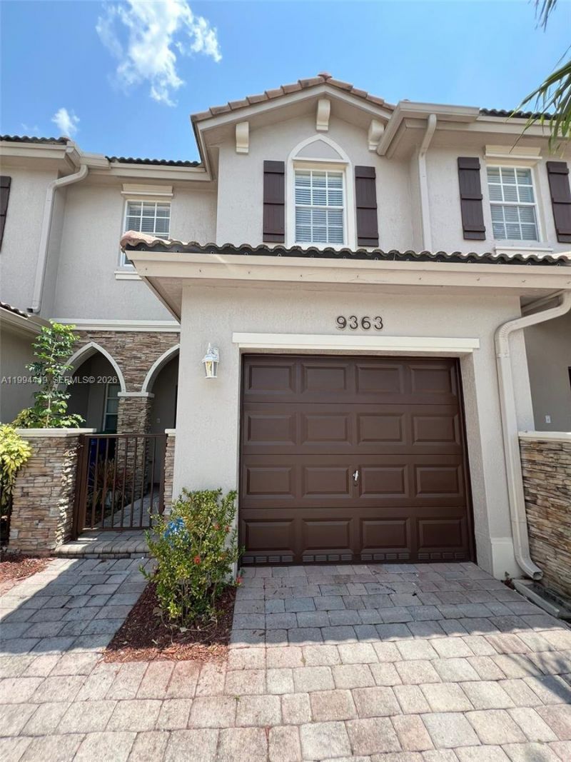 9363 SW 219th St , Cutler Bay, FL 33190 Photo