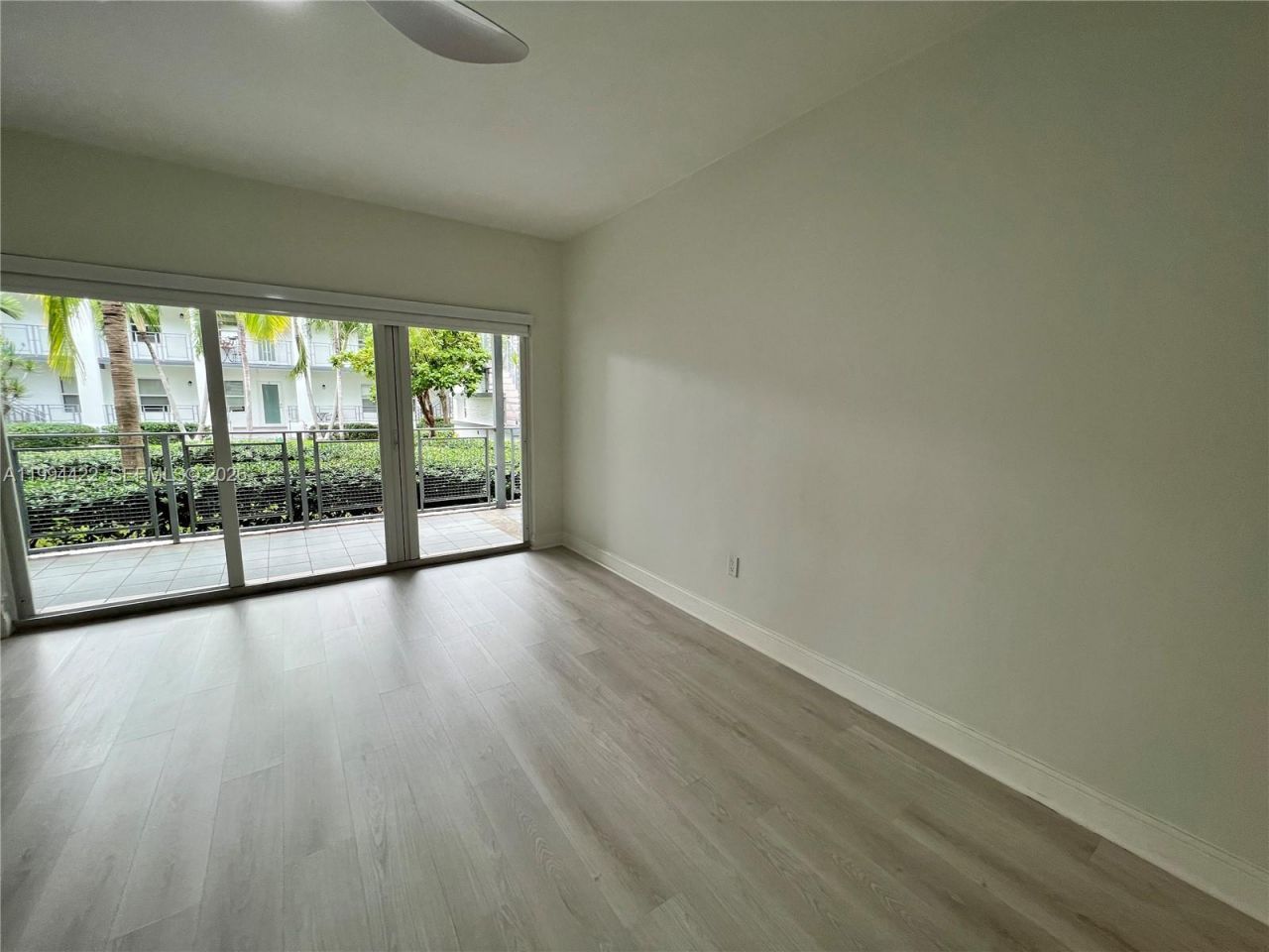 946 Bay Dr , Unit 4, Miami Beach, FL 33141 Photo