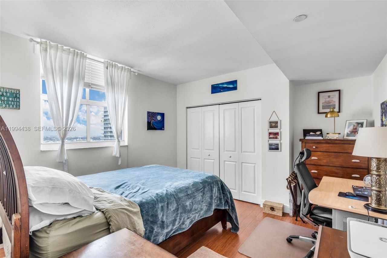 1250 S Miami Ave , Unit 3206, Miami, FL 33130 Photo