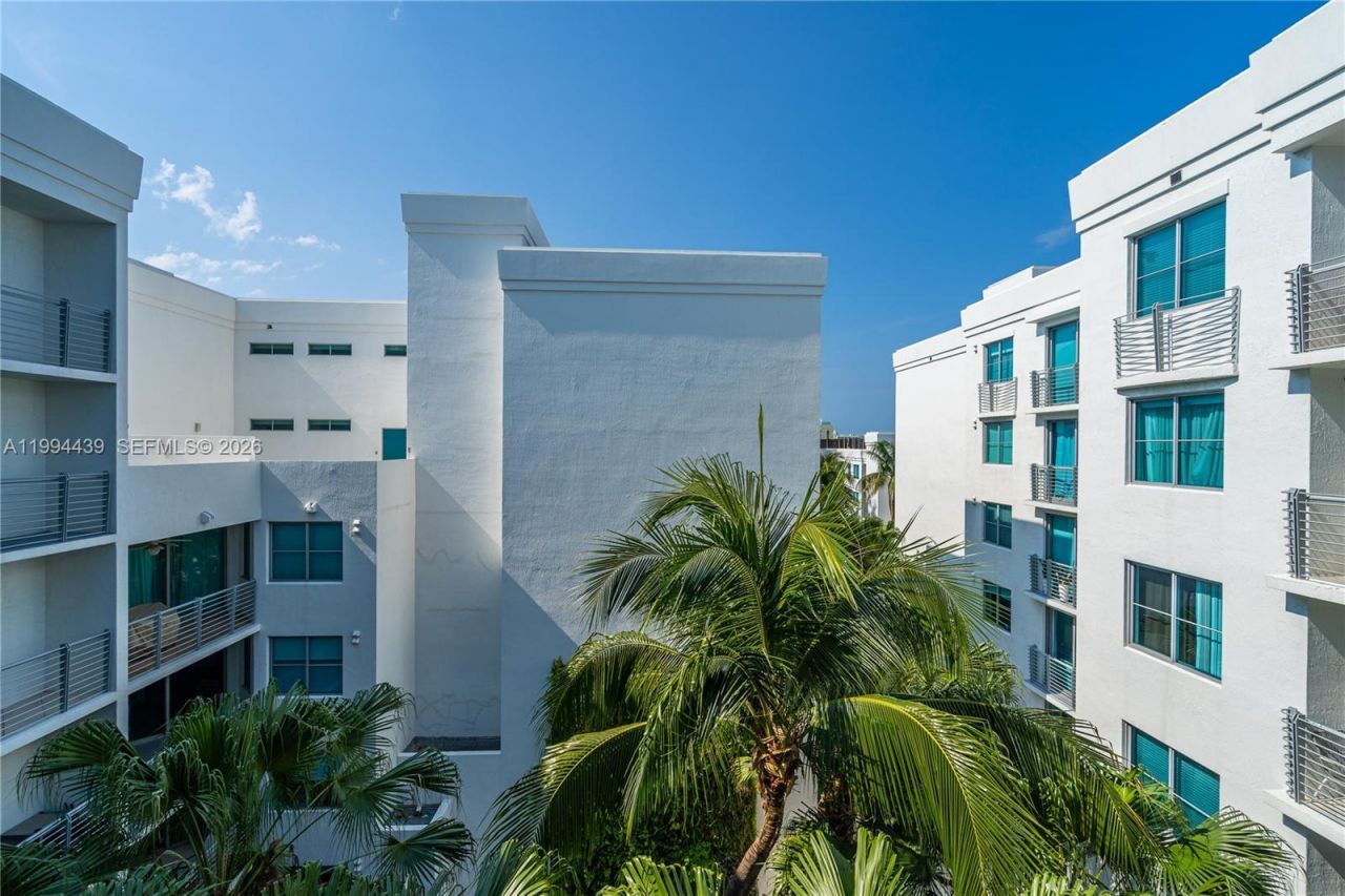 110 Washington Ave , Unit 1712, Miami Beach, FL 33139 Photo