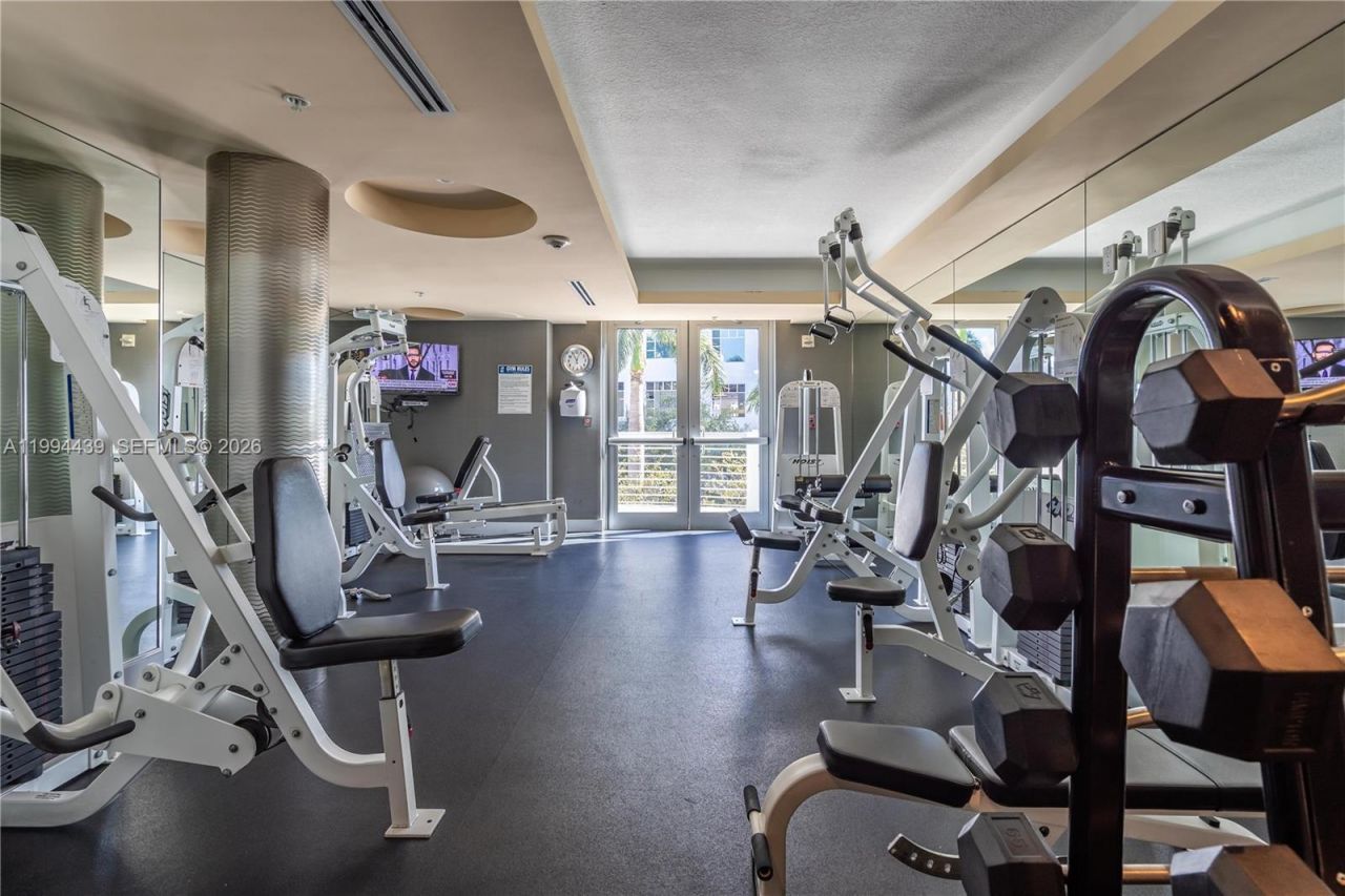 110 Washington Ave , Unit 1712, Miami Beach, FL 33139 Photo