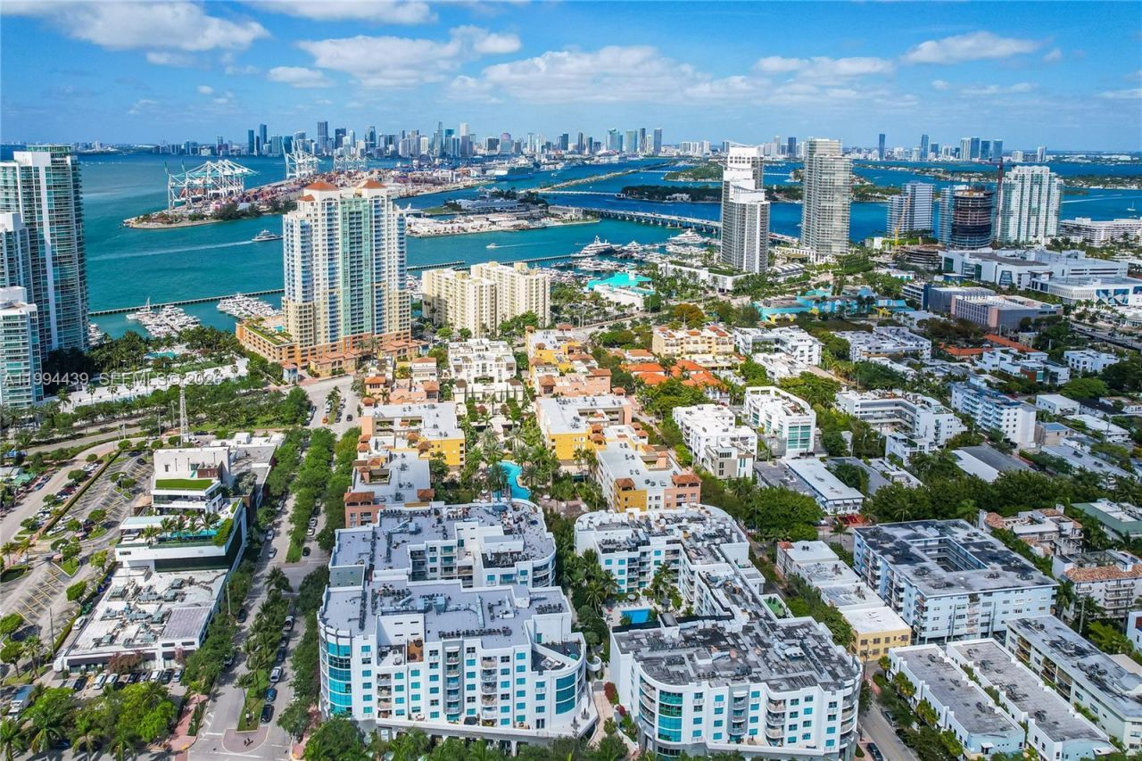 110 Washington Ave , Unit 1712, Miami Beach, FL 33139 Photo