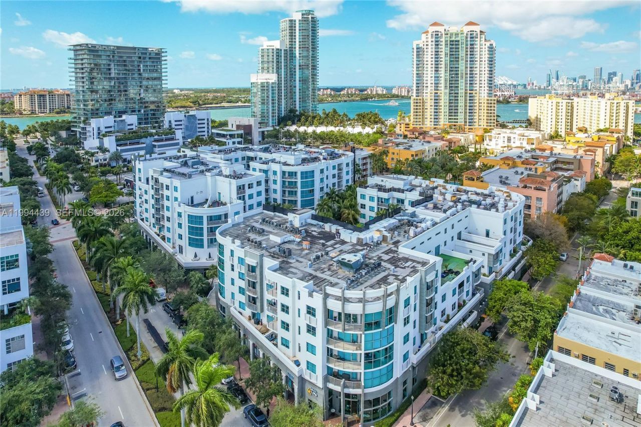 110 Washington Ave , Unit 1712, Miami Beach, FL 33139 Photo