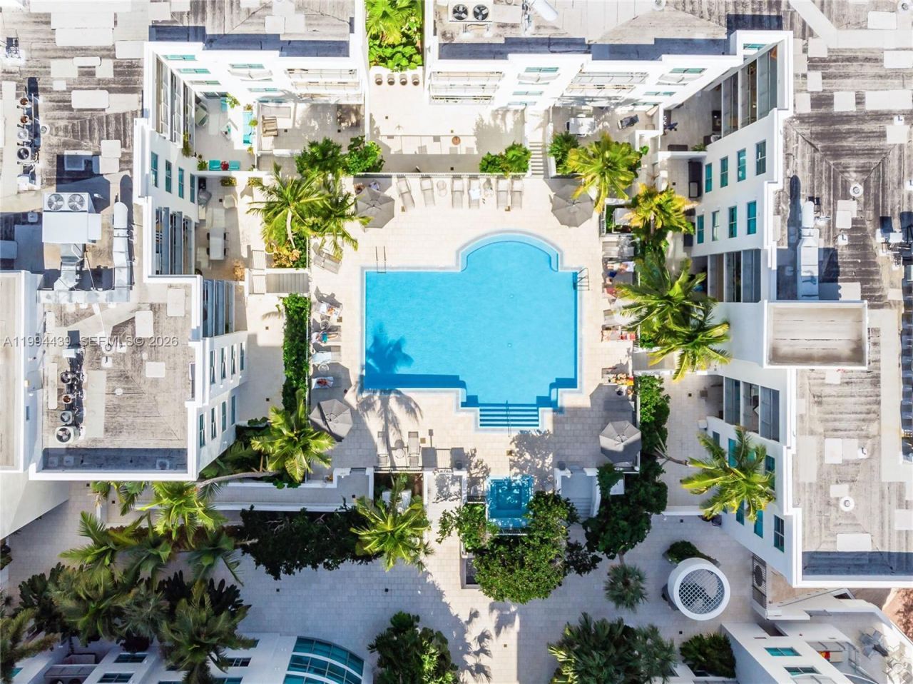 110 Washington Ave , Unit 1712, Miami Beach, FL 33139 Photo