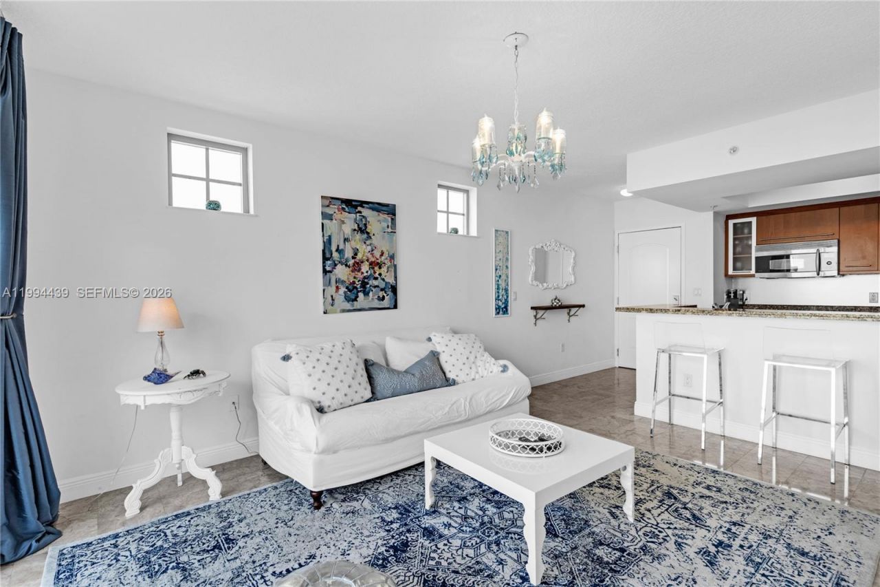 110 Washington Ave , Unit 1712, Miami Beach, FL 33139 Photo