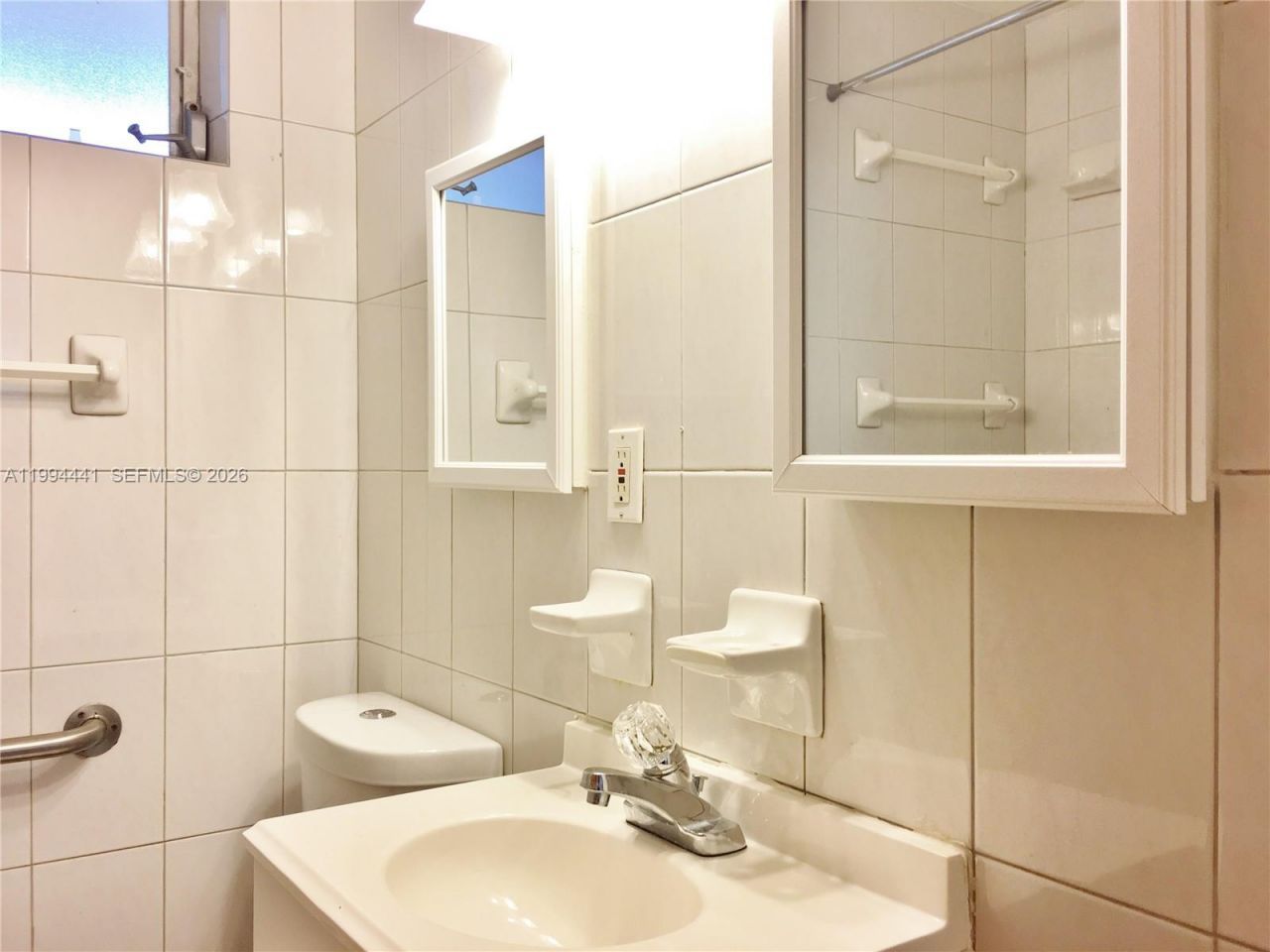 5831 SW 62nd St, Unit WEST, Miami, FL 33143 Photo