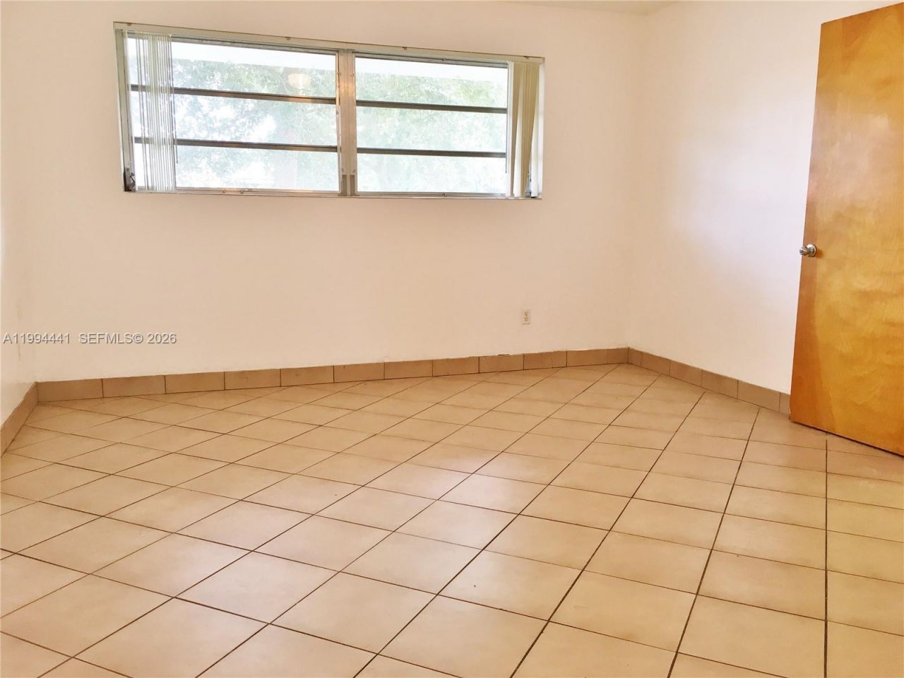 5831 SW 62nd St, Unit WEST, Miami, FL 33143 Photo