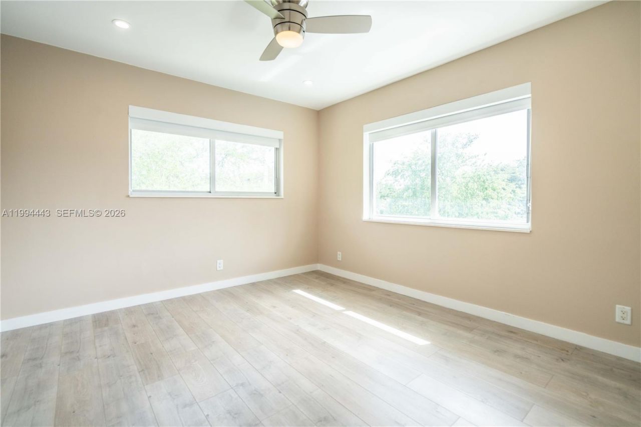 2400 NE 26th St, Unit 5, Fort Lauderdale, FL 33305 Photo