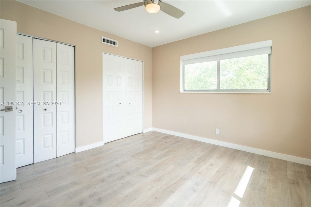 2400 NE 26th St, Unit 5, Fort Lauderdale, FL 33305 Photo