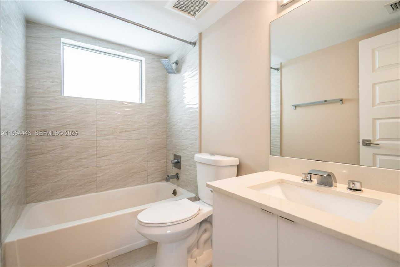 2400 NE 26th St, Unit 5, Fort Lauderdale, FL 33305 Photo