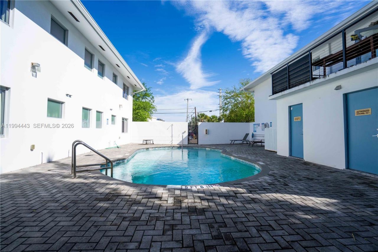 2400 NE 26th St, Unit 5, Fort Lauderdale, FL 33305 Photo