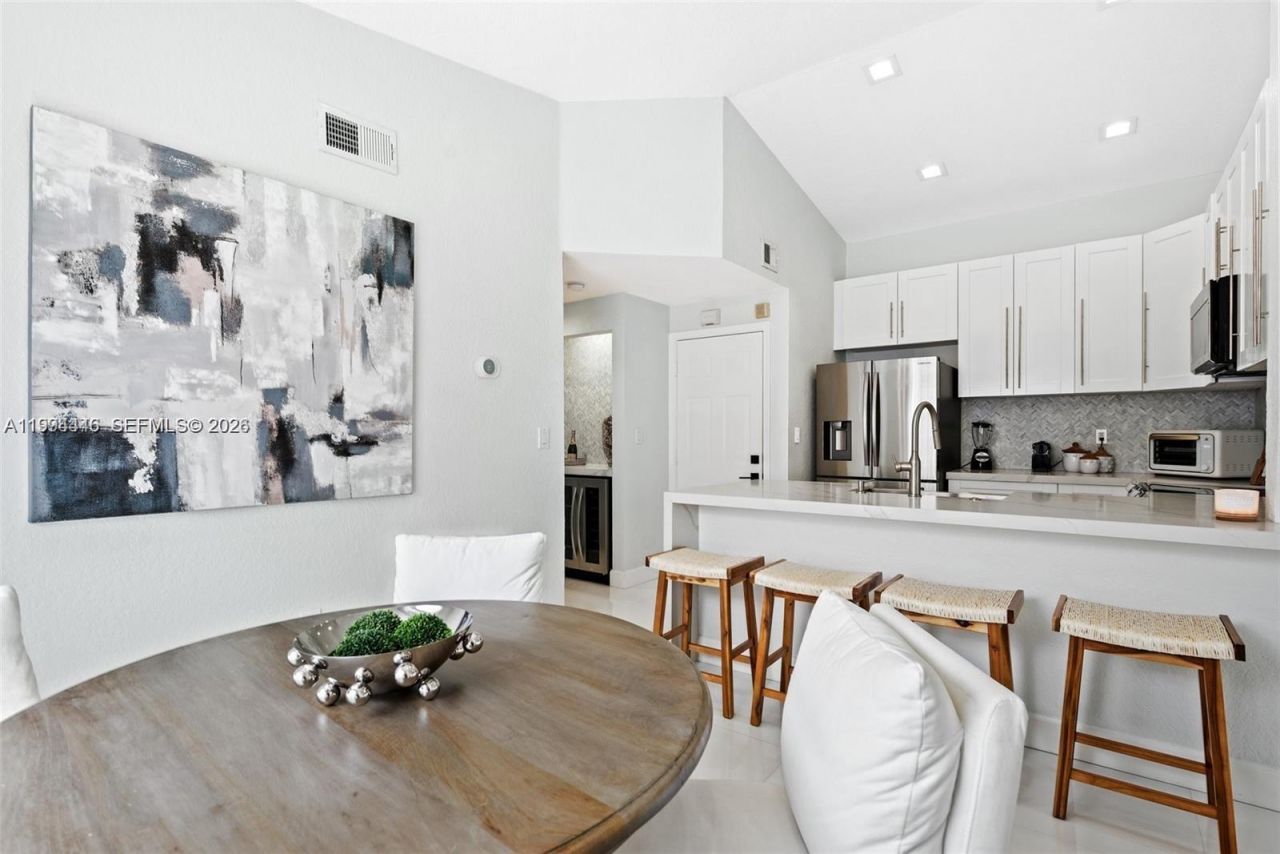 18755 SW 27th Ct , Unit none, Miramar, FL 33029 Photo